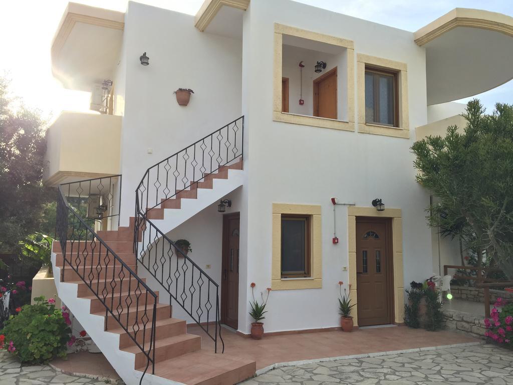Vrisi Apartments & Villa Pitsidia Exterior foto